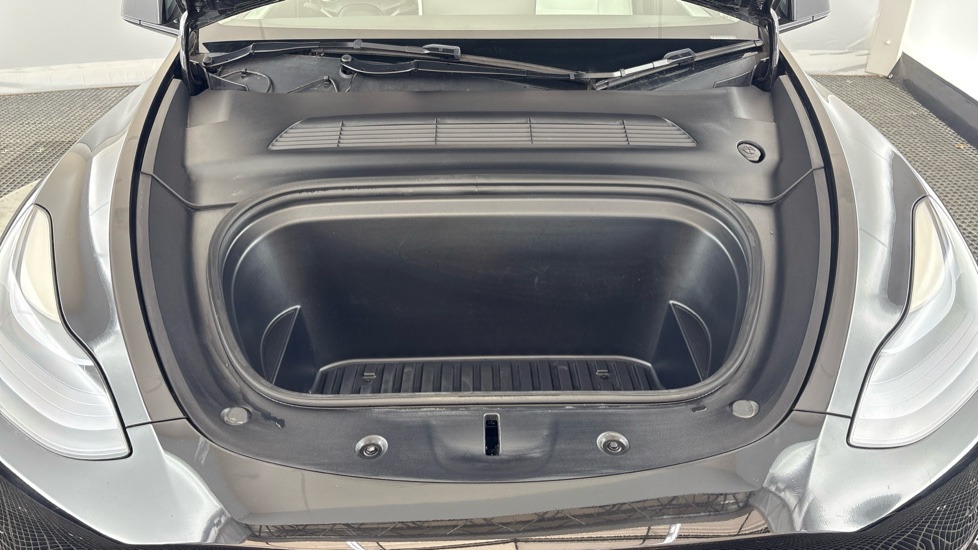 TESLA MODEL Y HATCHBACK Long Range AWD 5dr Auto