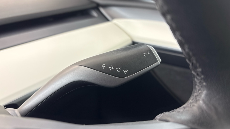 TESLA MODEL Y HATCHBACK Long Range AWD 5dr Auto
