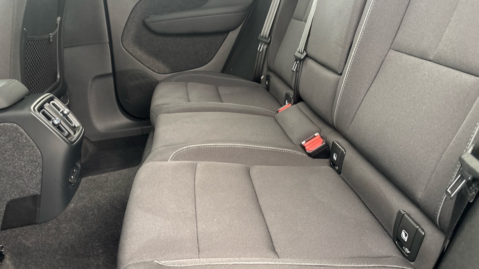 VOLVO XC40 Image 14