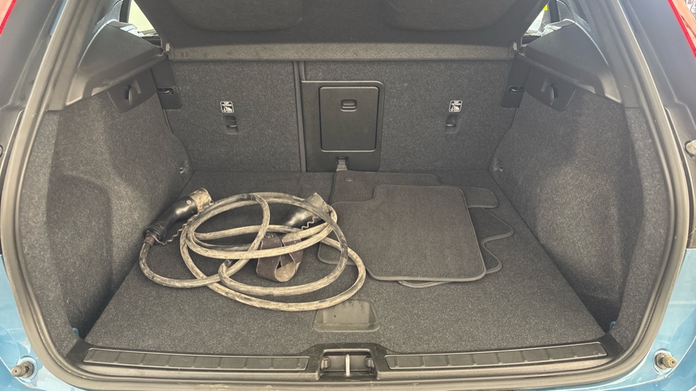 VOLVO XC40 Image 15