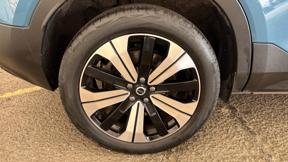 VOLVO XC40 Image 19