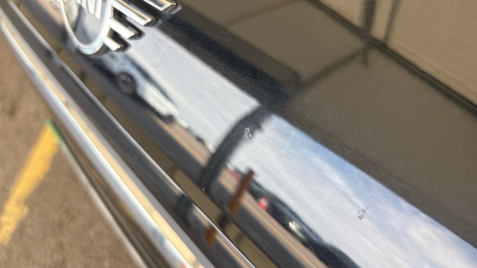 MINI HATCHBACK Multiple chips and dent