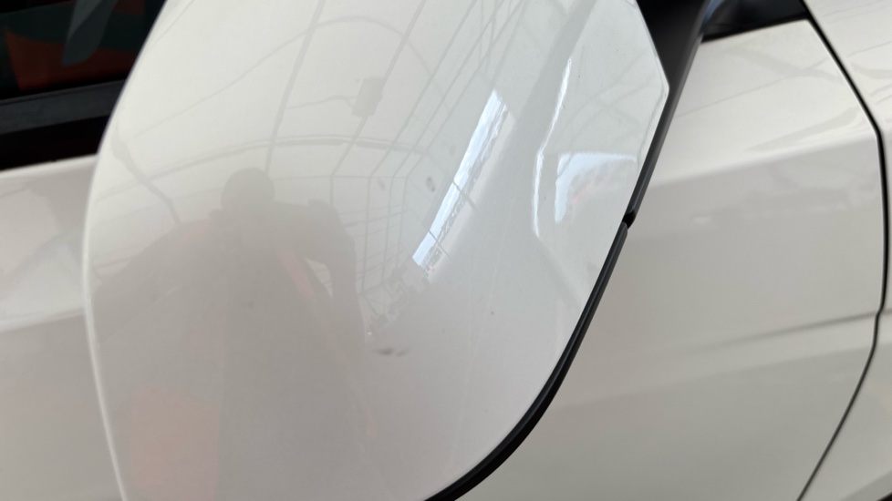 TESLA MODEL Y HATCHBACK Long Range AWD 5dr Auto