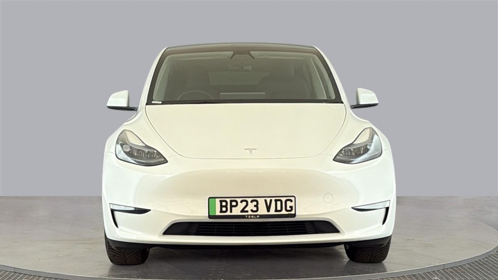 Tesla Model Y Image 8