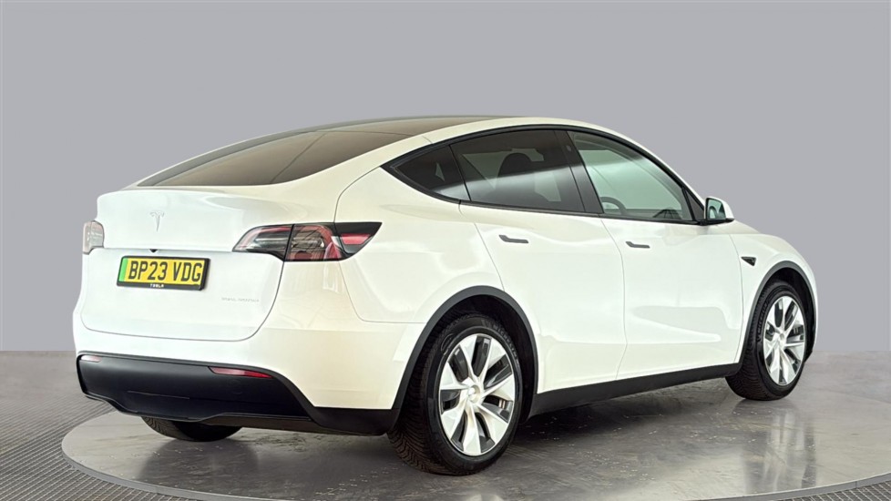 Tesla Model Y Image 5