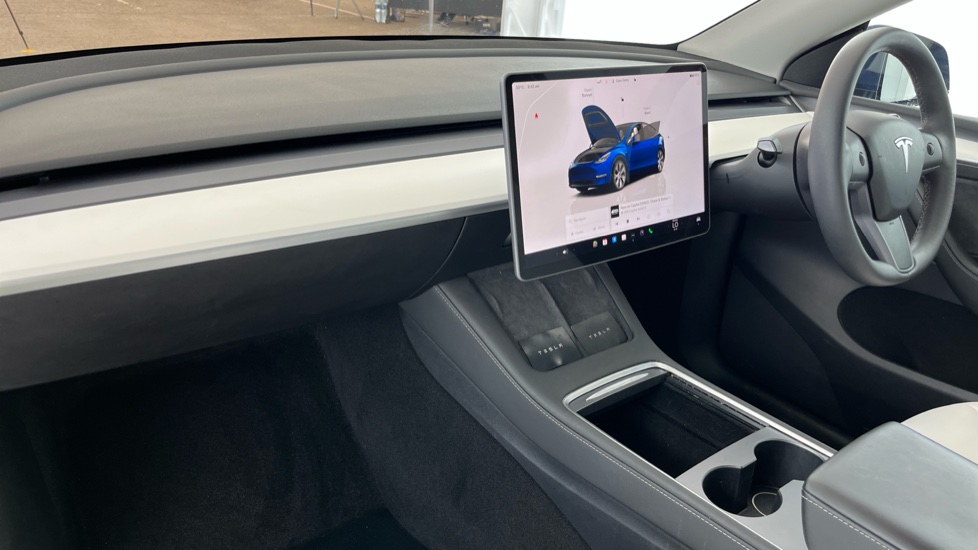 TESLA MODEL Y HATCHBACK Long Range AWD 5dr Auto