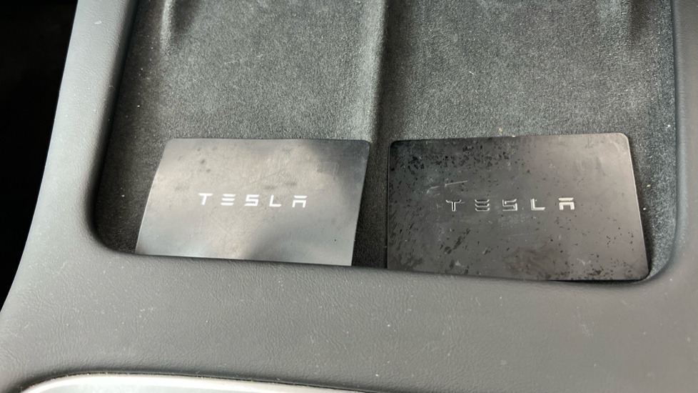 TESLA MODEL Y HATCHBACK Long Range AWD 5dr Auto
