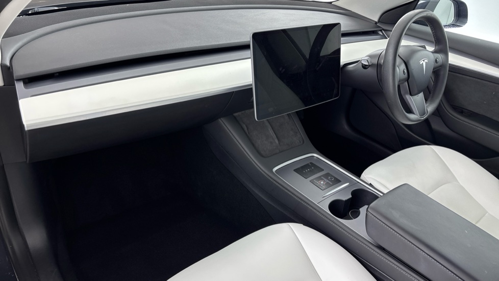 TESLA MODEL 3 SALOON RWD 4dr Auto