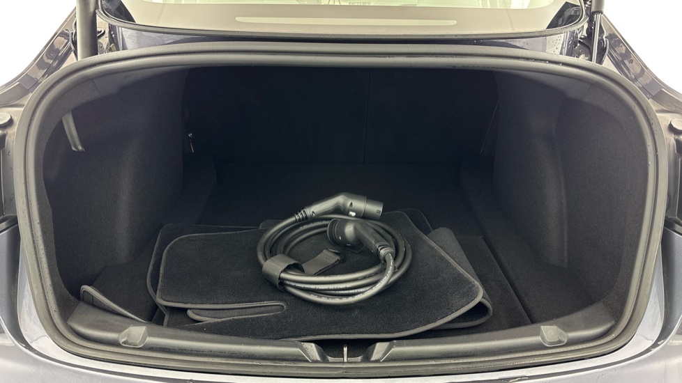 TESLA MODEL 3 SALOON RWD 4dr Auto