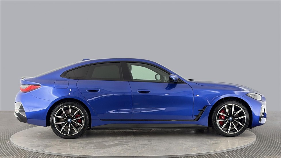 BMW I4 Image 6