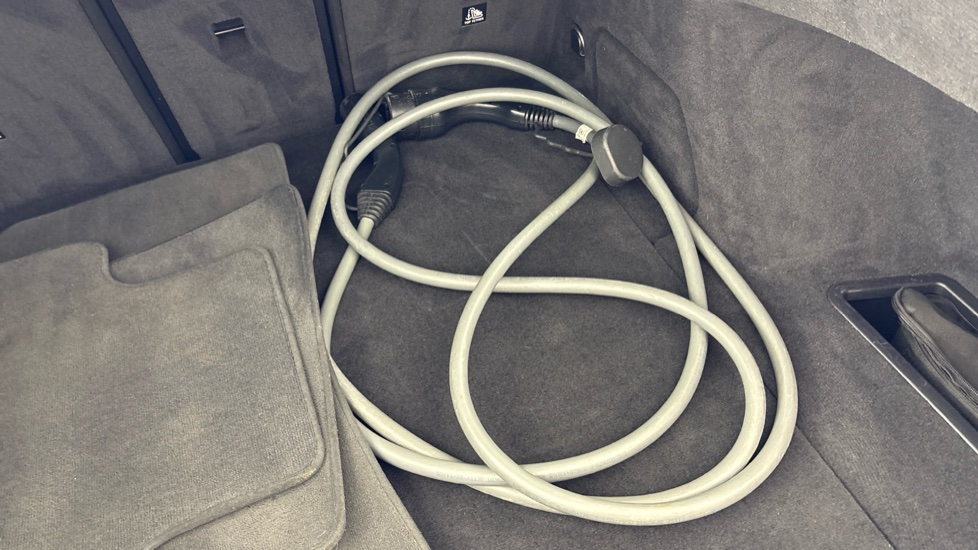 BMW I4 Image 22