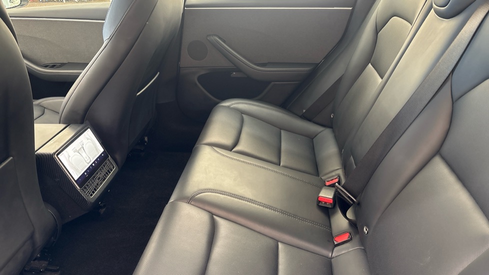 TESLA MODEL 3 SALOON RWD 4dr Auto