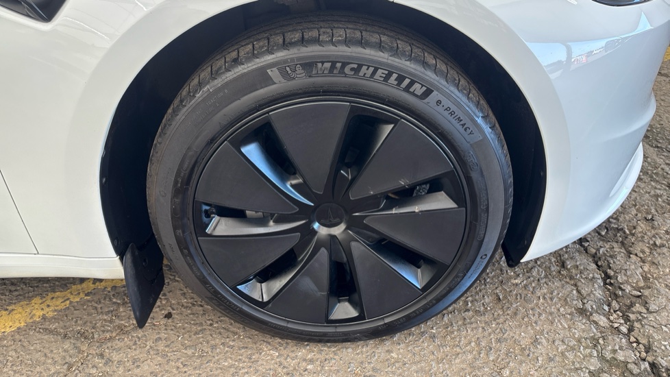 TESLA MODEL 3 SALOON RWD 4dr Auto