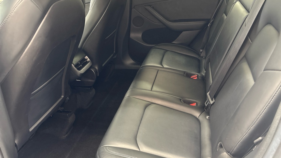TESLA MODEL Y HATCHBACK Long Range AWD 5dr Auto
