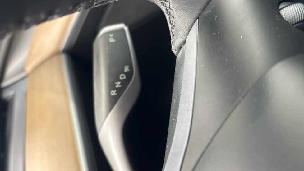 TESLA MODEL Y HATCHBACK Long Range AWD 5dr Auto