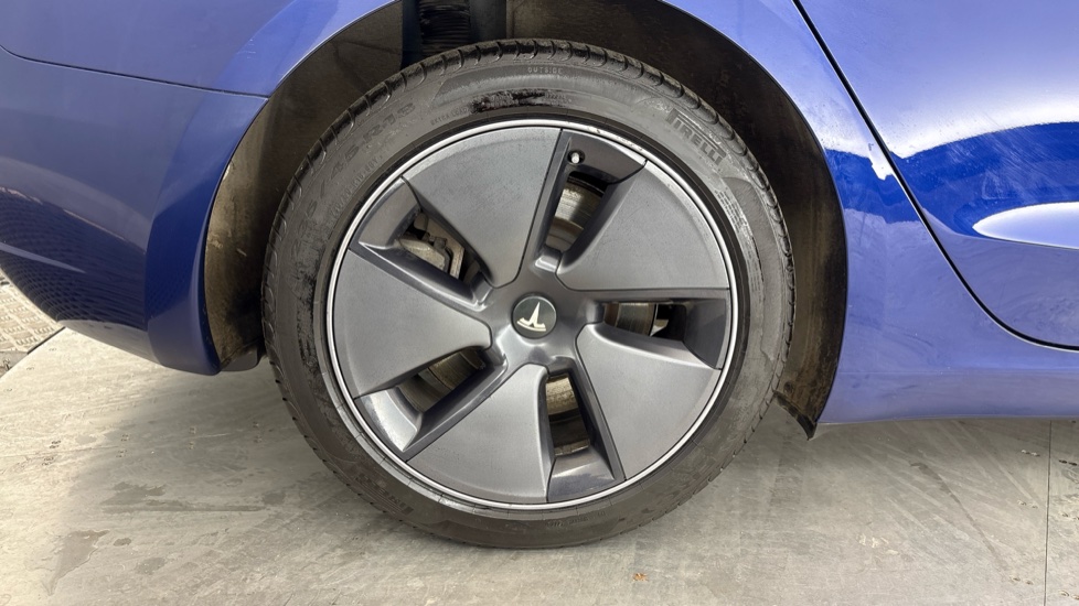 TESLA MODEL 3 SALOON Long Range AWD 4dr Auto (2023)
