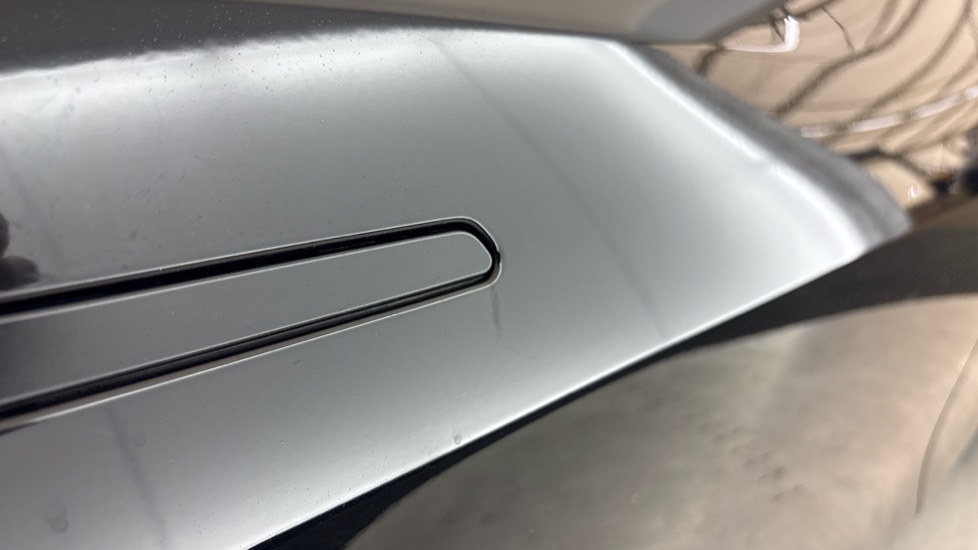 TESLA MODEL Y HATCHBACK Long Range AWD 5dr Auto