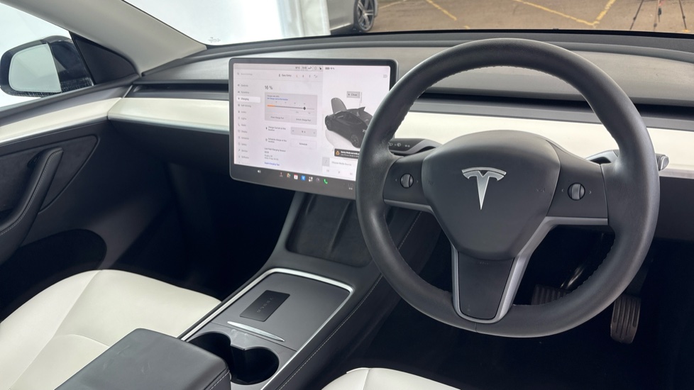 TESLA MODEL Y HATCHBACK Long Range AWD 5dr Auto