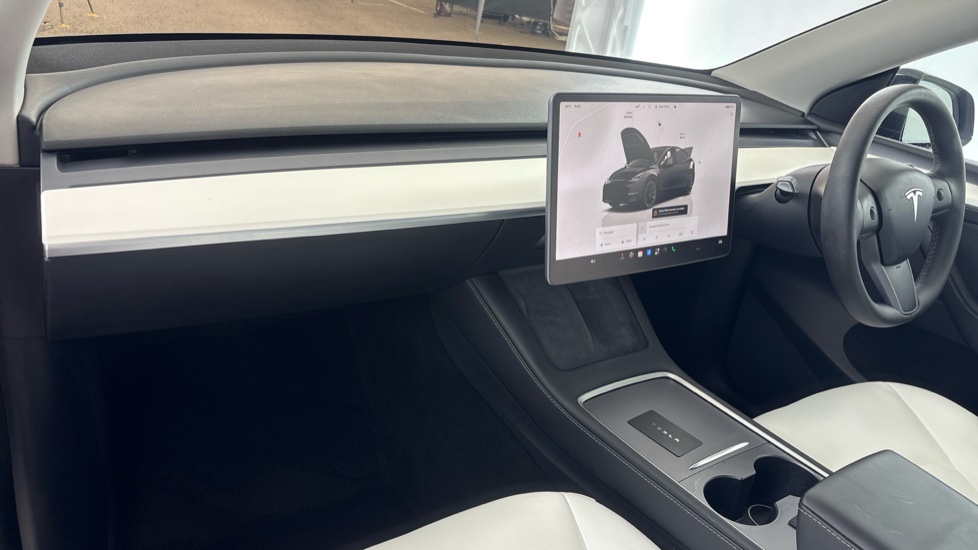 TESLA MODEL Y HATCHBACK Long Range AWD 5dr Auto