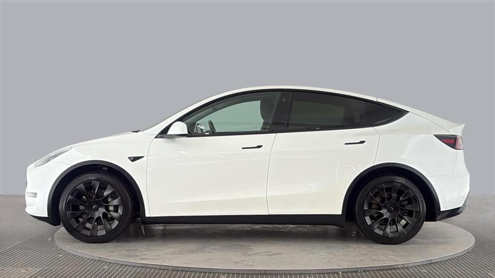 TESLA MODEL Y HATCHBACK RWD 5dr Auto