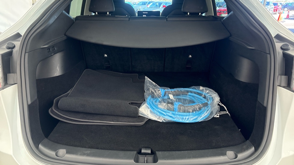 TESLA MODEL Y Image 15