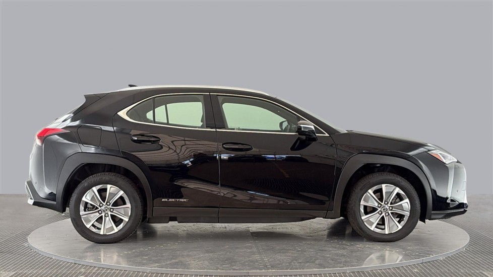 LEXUS UX Image 6