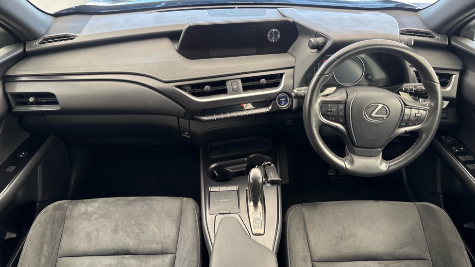 LEXUS UX Image 11