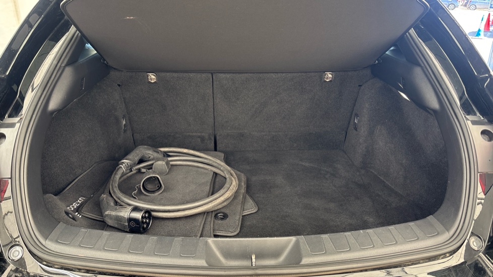 LEXUS UX Image 15