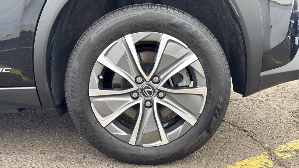 LEXUS UX Image 18