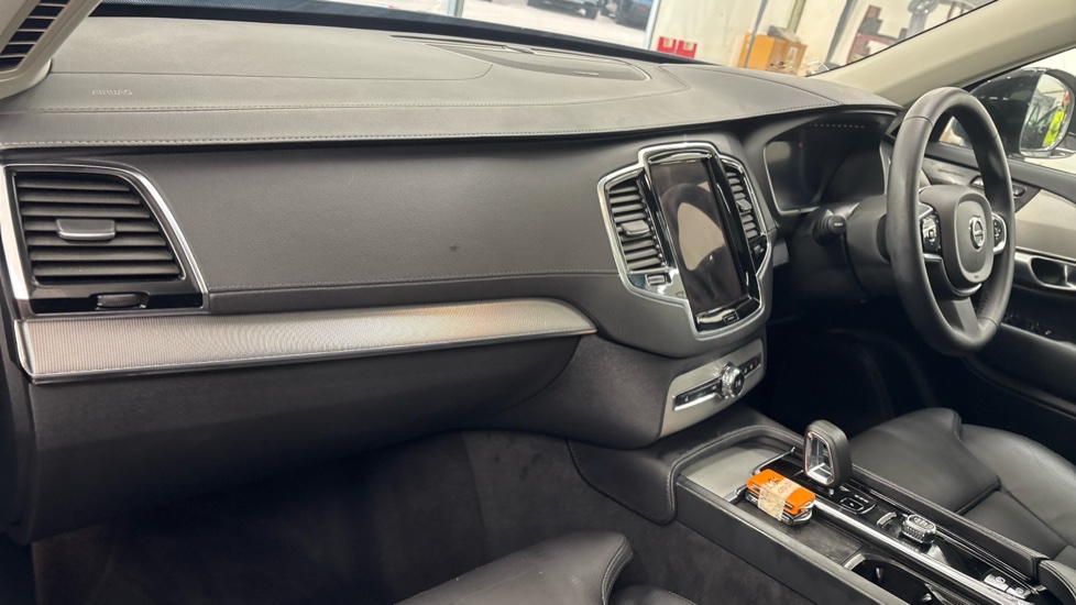 VOLVO XC90 ESTATE 2.0 T8 [455] RC PHEV Plus Dark 5dr AWD Geartronic