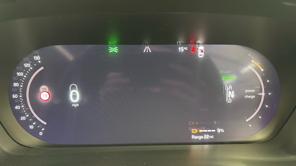 VOLVO C40 Image 13