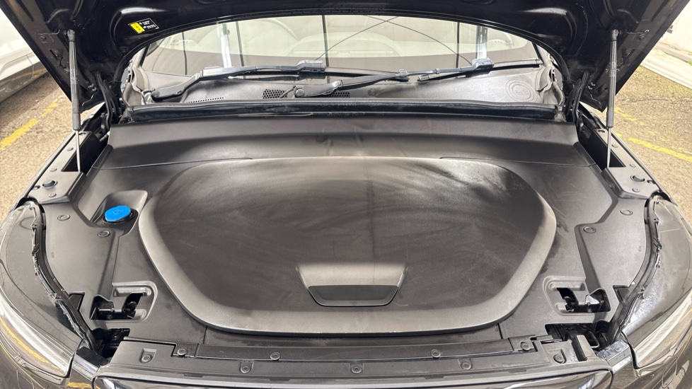 VOLVO C40 Image 16