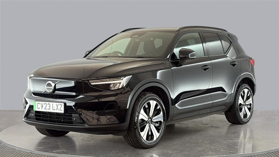 Used VOLVO XC40