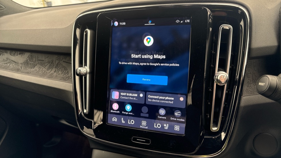 VOLVO XC40 Image 12