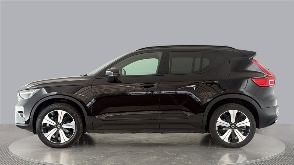 VOLVO XC40 Image 2
