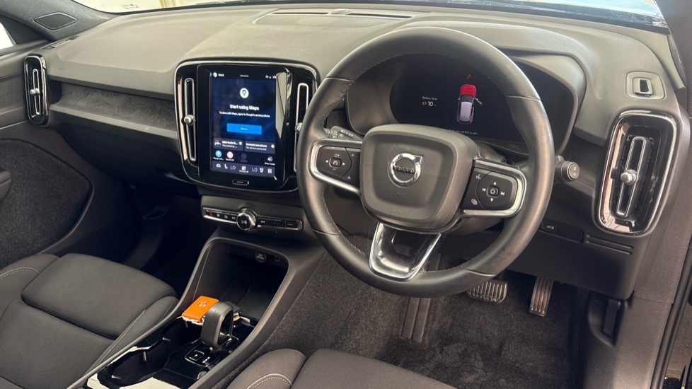 VOLVO XC40 Image 9