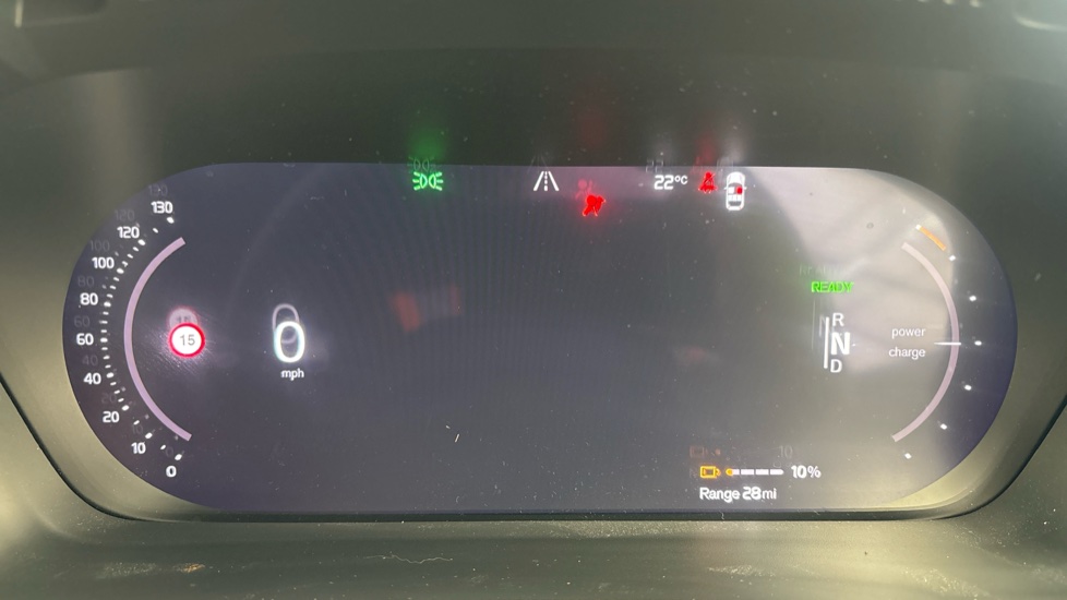 VOLVO XC40 Image 13
