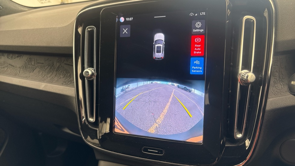 VOLVO XC40 Reverse camera