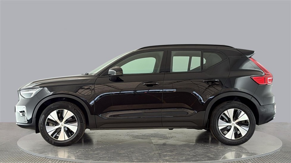 VOLVO XC40 Image 2
