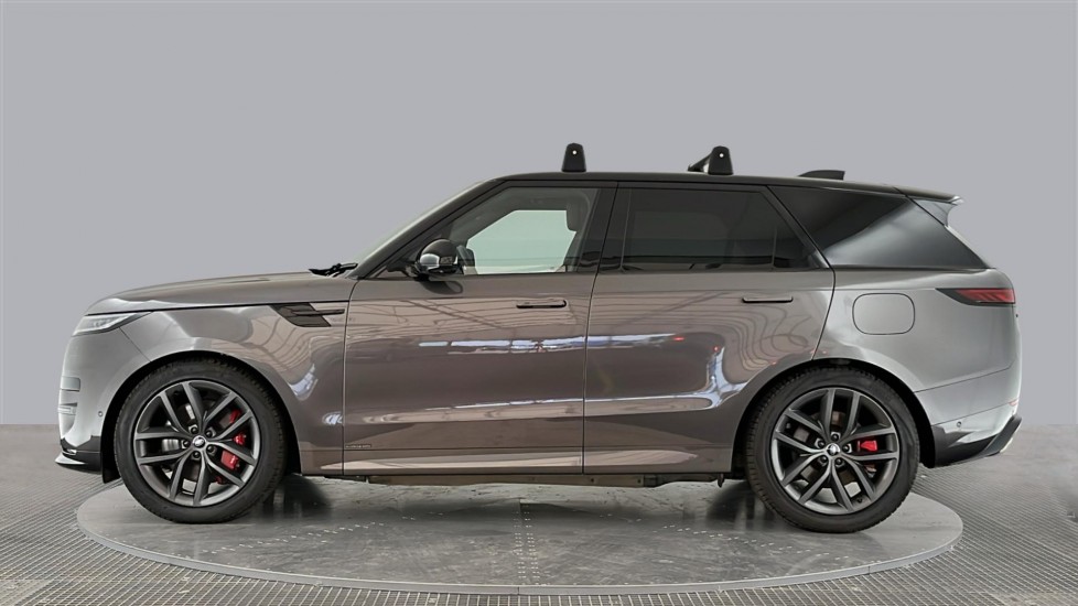 LAND ROVER RANGE ROVER SPORT Image 2