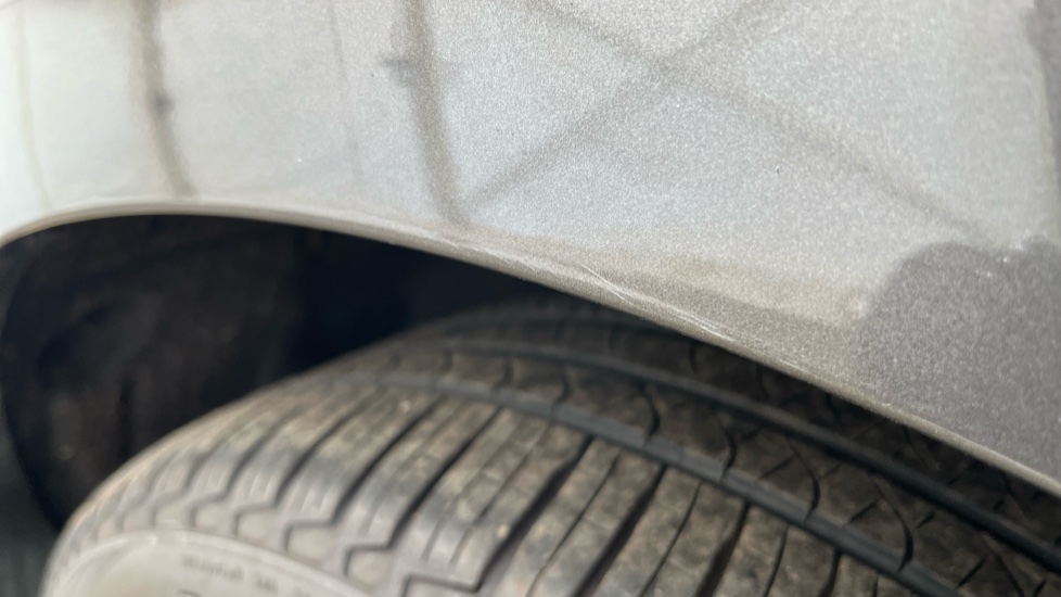 LAND ROVER RANGE ROVER SPORT scratches