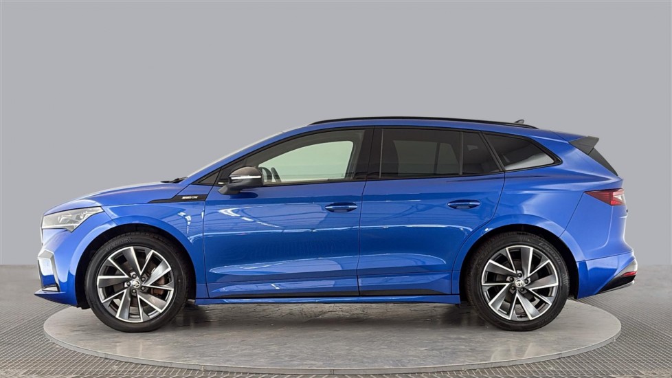 SKODA ENYAQ Image 2