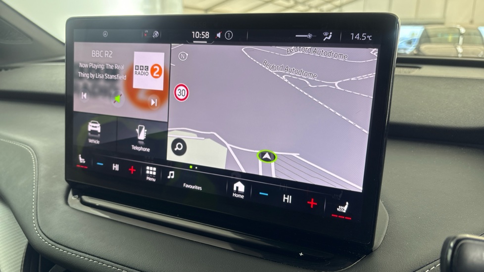 SKODA ENYAQ Image 12