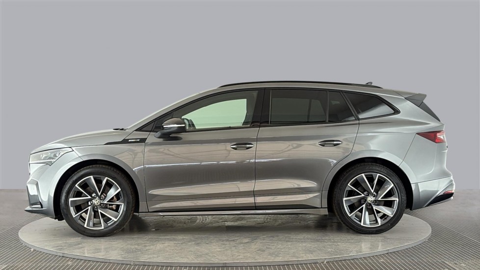 SKODA ENYAQ Image 2