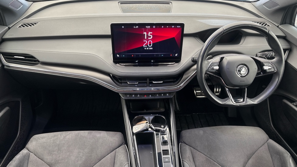 SKODA ENYAQ Image 11