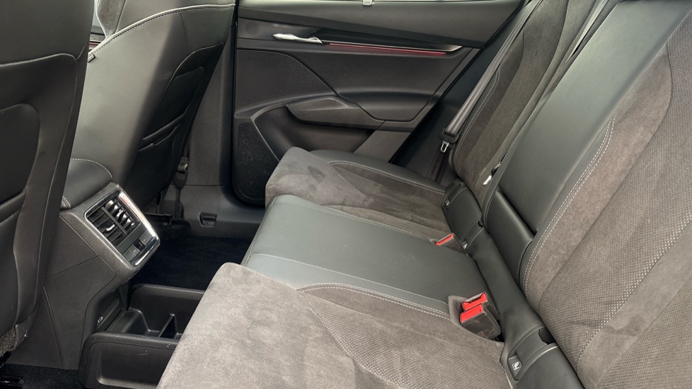 SKODA ENYAQ IV ESTATE 195kW 80x Sportline Plus 82kWh 4x4 5dr Auto