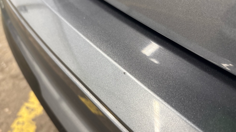 SKODA ENYAQ Chips and scratches