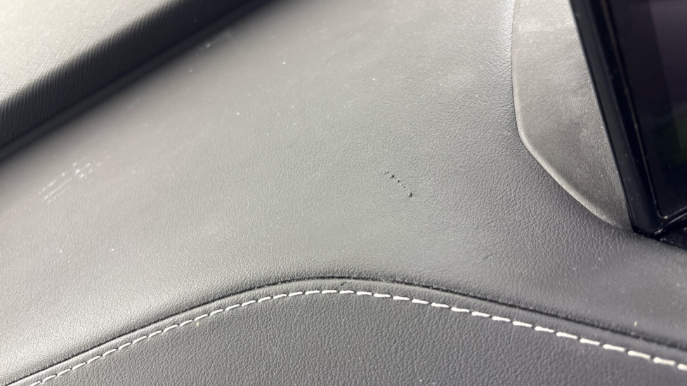 SKODA ENYAQ Scratches
