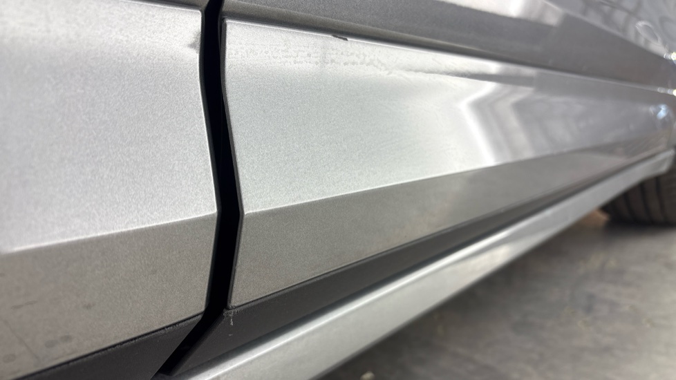 SKODA ENYAQ Scuff