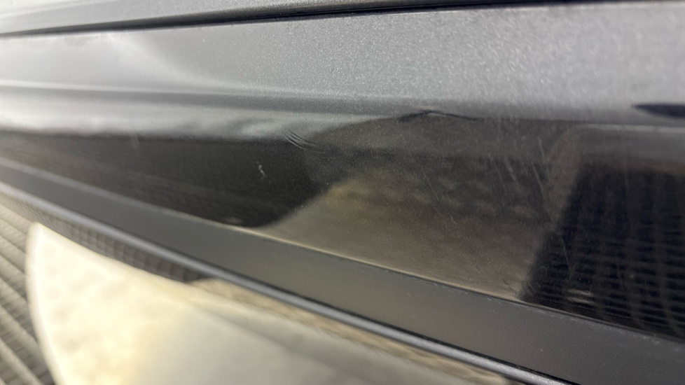 SKODA ENYAQ Scratches
